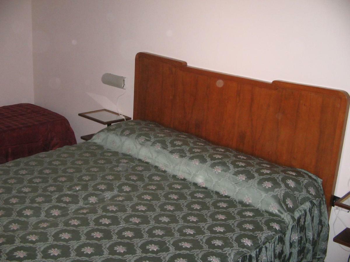 Bilocale Patti Appartement Buitenkant foto